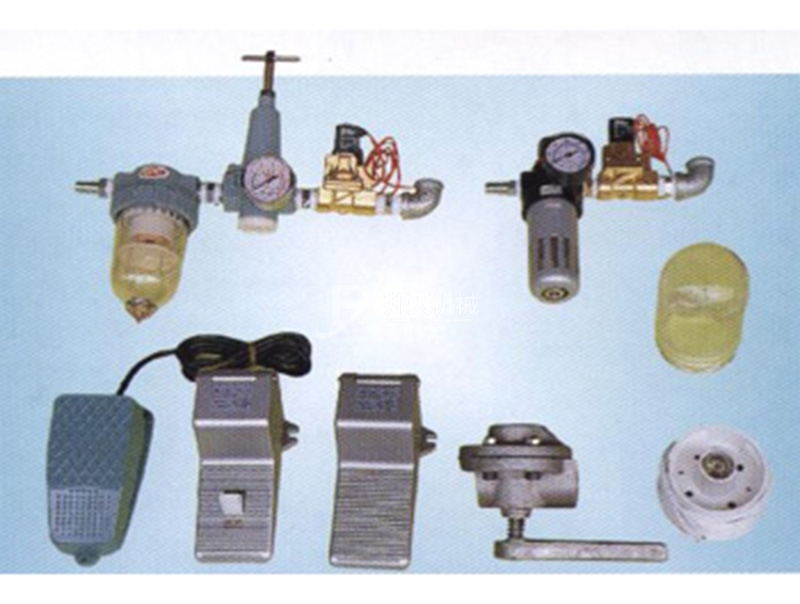 電磁閥、調(diào)壓濾水器、燈座、腳踏開(kāi)關(guān)、調(diào)砂器